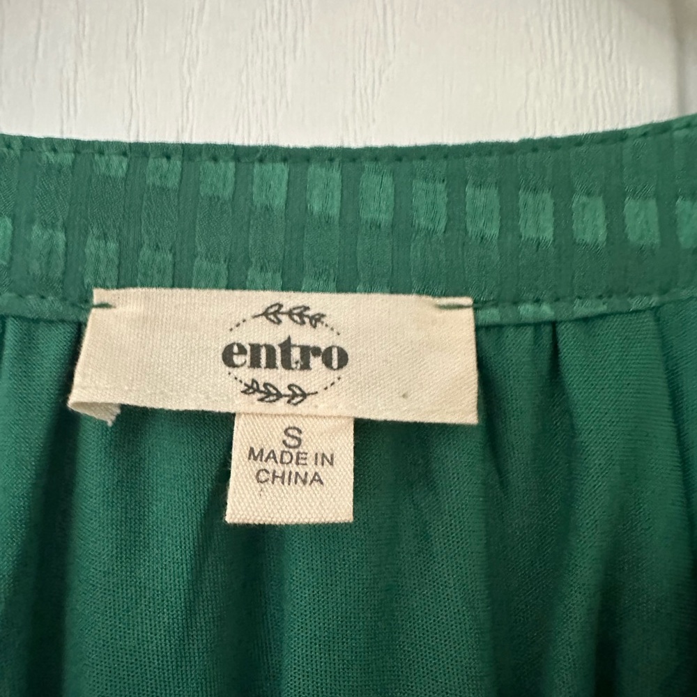 Entro Green Tiered Midi Dress Size Small - Picture 6 of 10